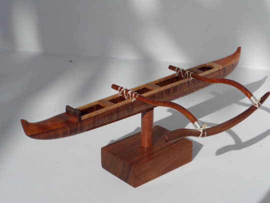 MINI HAWAIIAN RACING CANOE IN GIFT BOX — HAWAIIAN CANOES